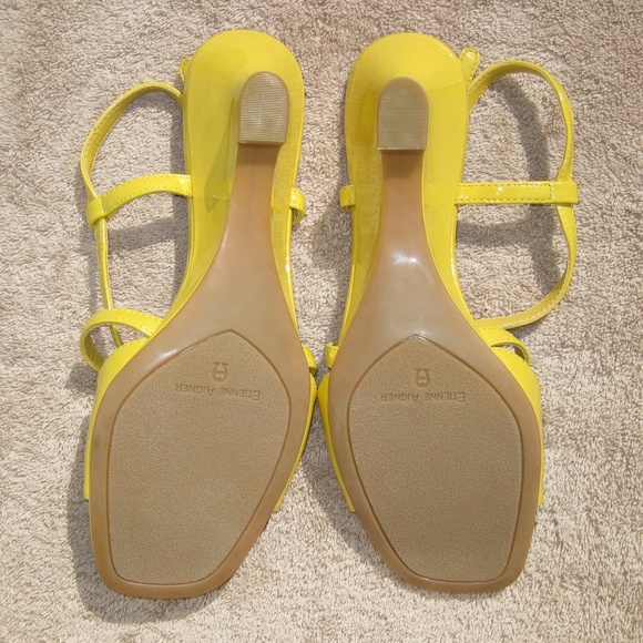 Etienne Aigner patent leather wedge sandals 7M - Picture 6 of 7
